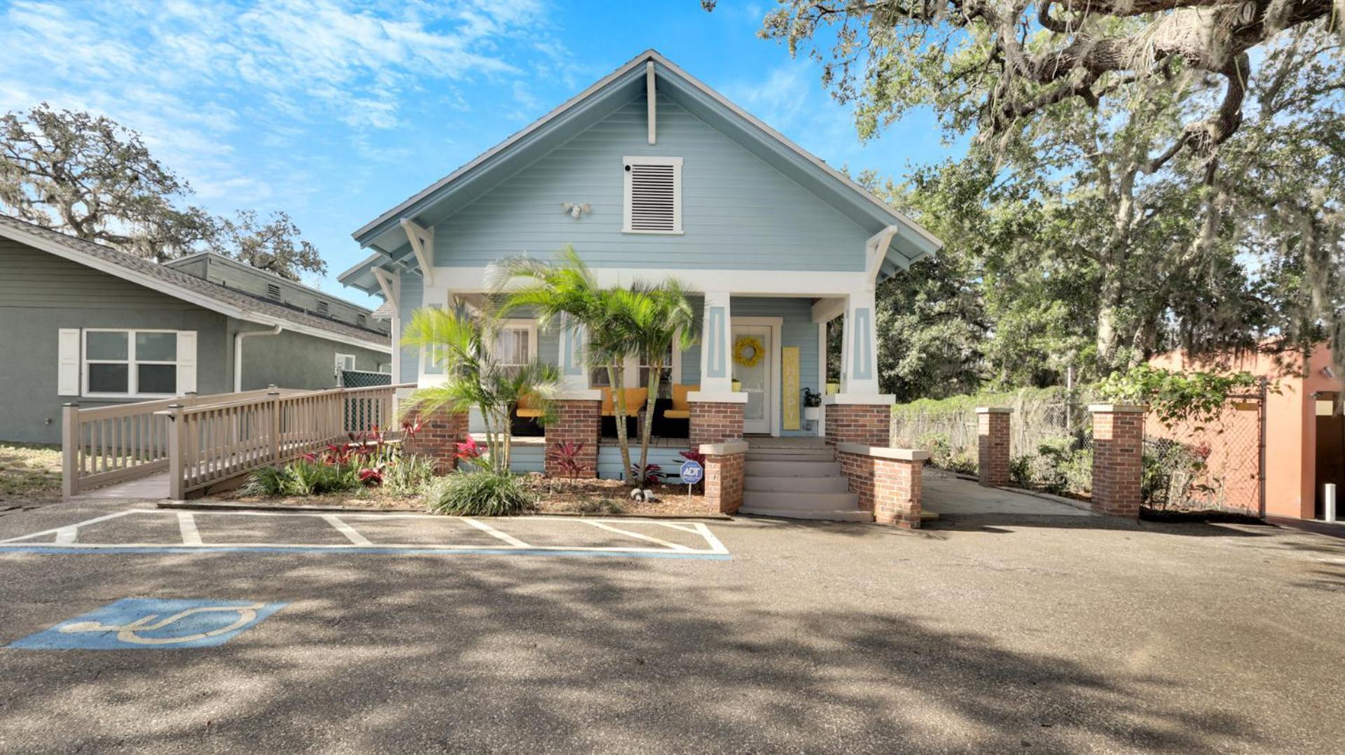 Beaches, Parks, Downtown, Trail, Breweries, Bikes, Gameroom Palm Harbor Luaran gambar