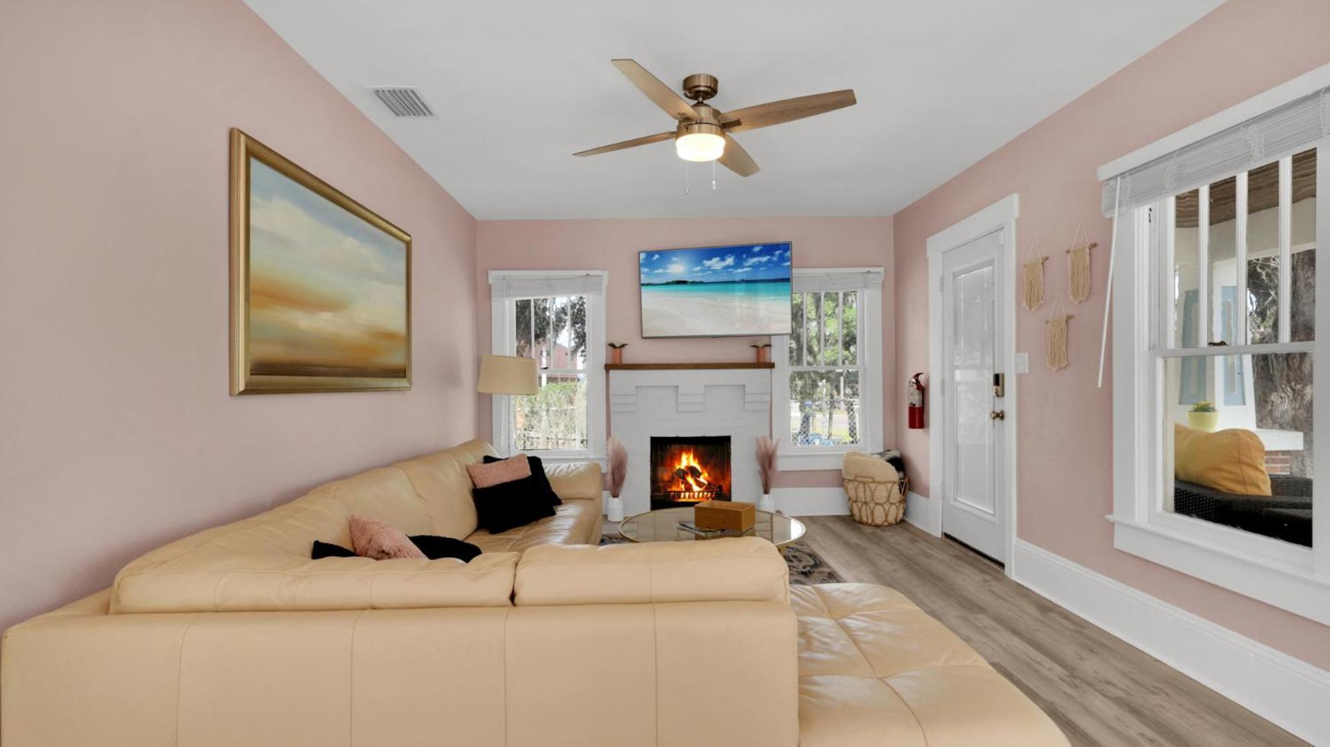 Beaches, Parks, Downtown, Trail, Breweries, Bikes, Gameroom Palm Harbor Luaran gambar